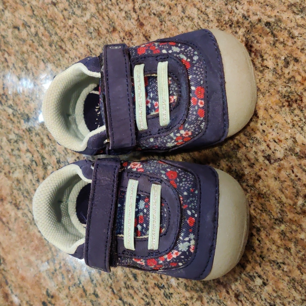 Stride rite kids sneakers